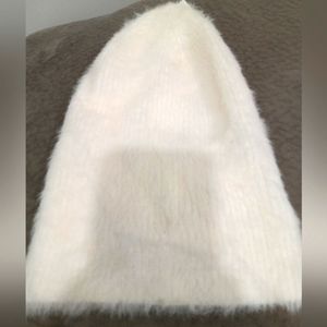 Forever 21 White Fuzzy Toque